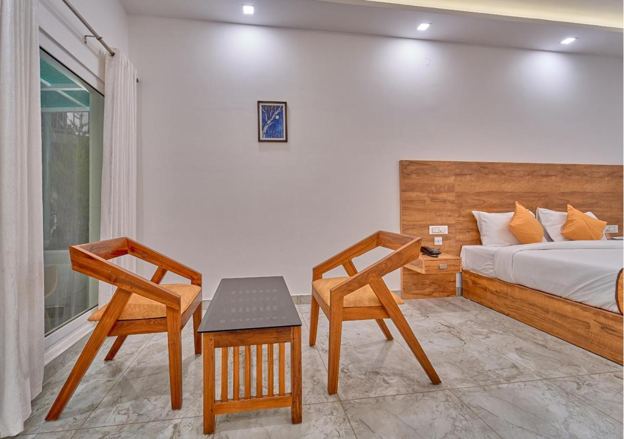 Ice Mist Pool Resort Munnar By Voye Homes Εξωτερικό φωτογραφία