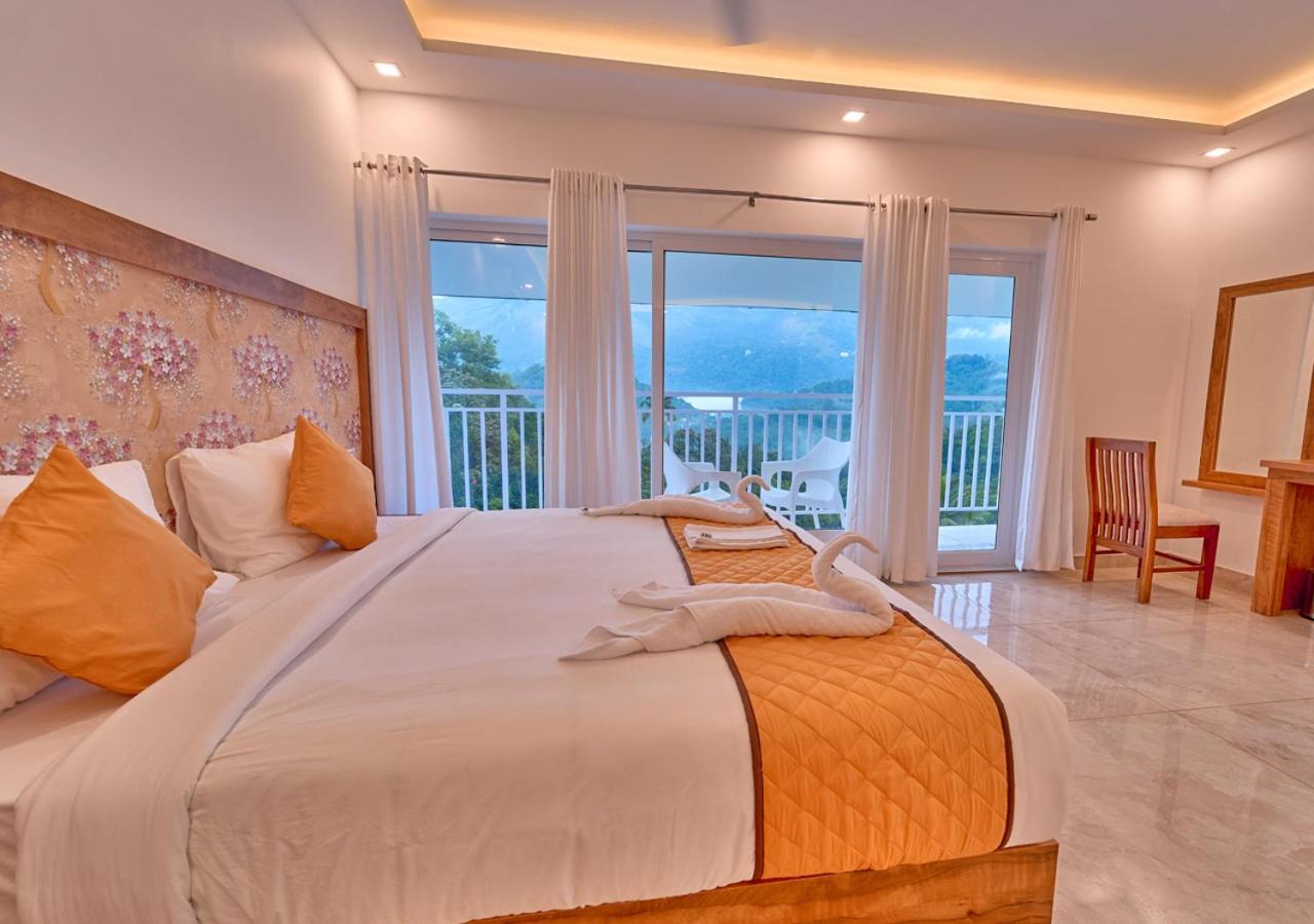 Ice Mist Pool Resort Munnar By Voye Homes Εξωτερικό φωτογραφία