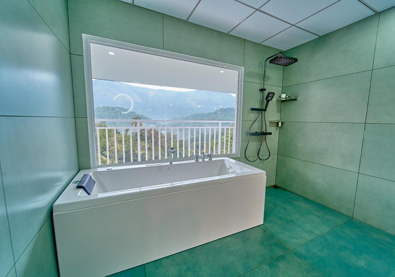 Ice Mist Pool Resort Munnar By Voye Homes Εξωτερικό φωτογραφία